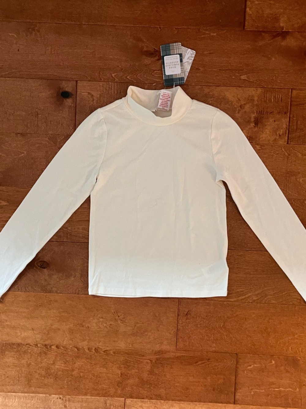 NEW WITH TAGS!! Tommy Bahama Girls Long Sleeve Mock Neck Turtleneck - 8 - Cream